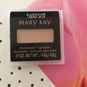 Mary Kay Chromafusion Highlighter